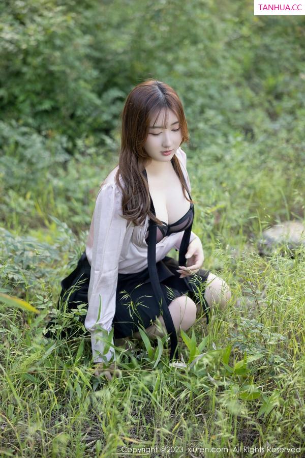 江真真  [XiuRen]高清写真图 2023.05.11 No.6721 江真真 丝袜美臀第24张图片